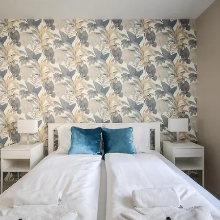 Navy Angel With Balcony 公寓 布达佩斯